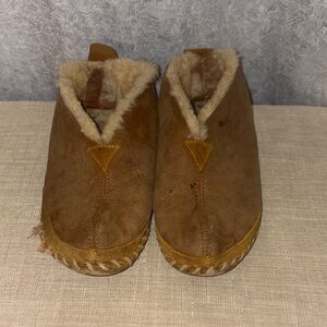 L.L. Bean Brown Shearling Lined Slippers
